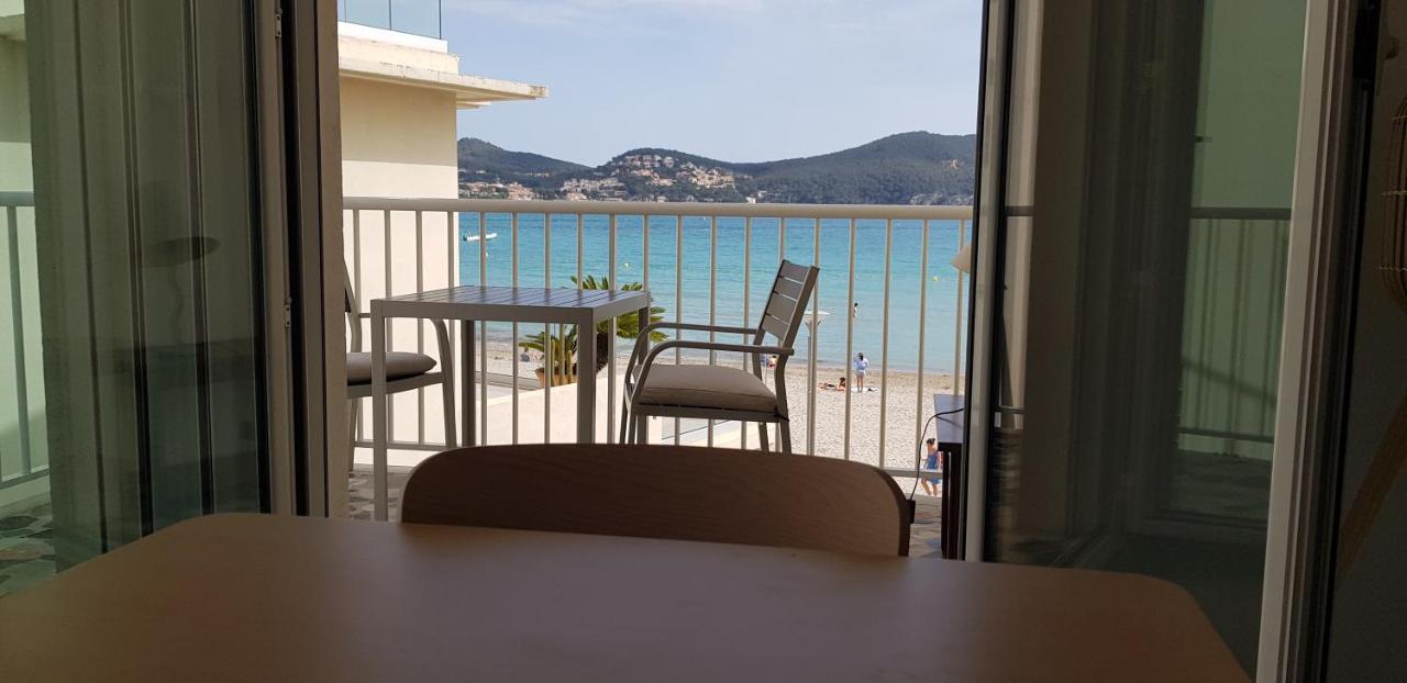 Les Pieds Dans L'O - Appartement 50M2 Front De Mer Saint-Cyr-sur-Mer Luaran gambar